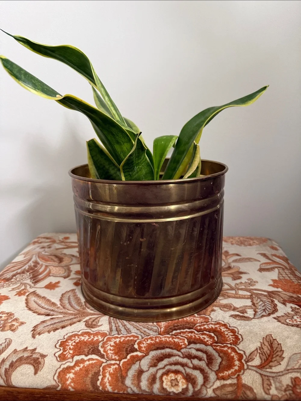 Vintage Brass Planter Cachepot Fluted  Ribbed Made in Taiwan Lightweight